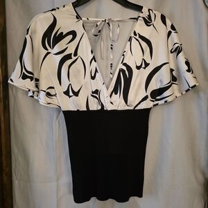 bebe Black and White Floral Blouse